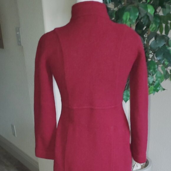 Kenar Lambswool Coat - Picture 2 of 8